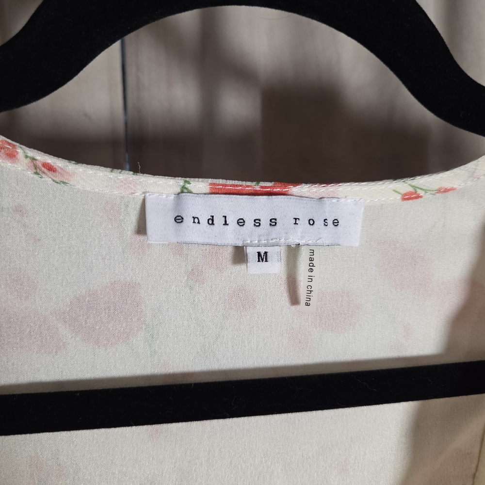 Floral Ruffle V-Neck Blouse - Picture 2 of 5